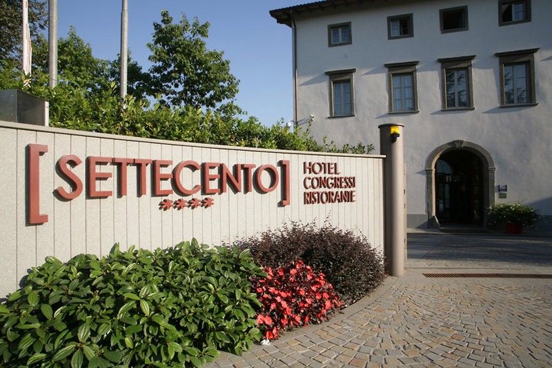 Settecento Hotel Presezzo Exterior foto